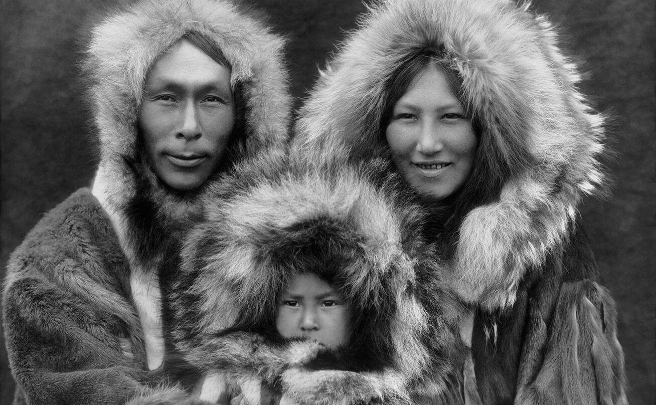 Inuit family portrait 
